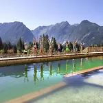 Шале Near Krimml Waterfalls Нойкирхен-ам-Гросфенедигер