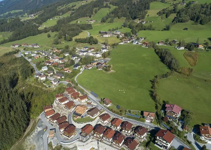 Near Krimml Waterfalls Шале *