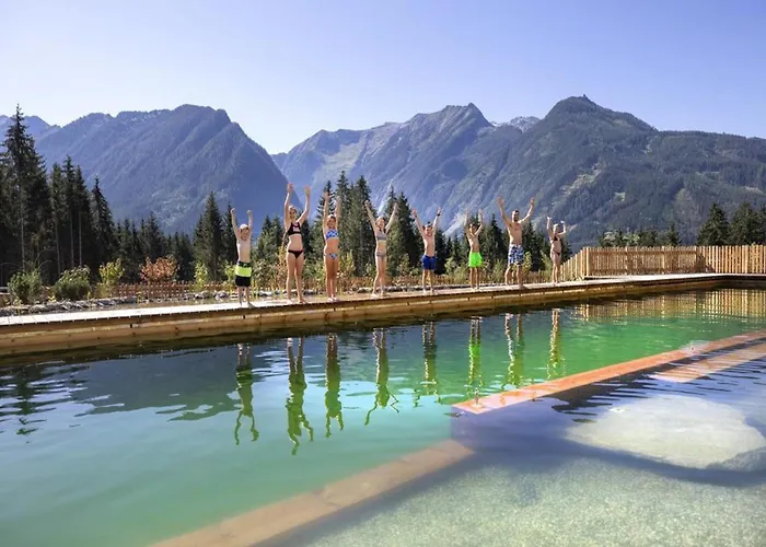 Шале Near Krimml Waterfalls Нойкирхен-ам-Гросфенедигер