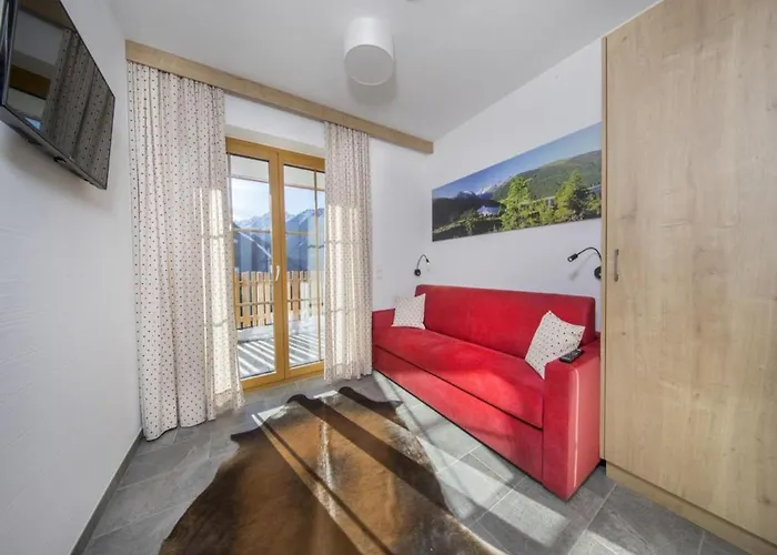 Near Krimml Waterfalls * Нойкирхен-ам-Гросфенедигер