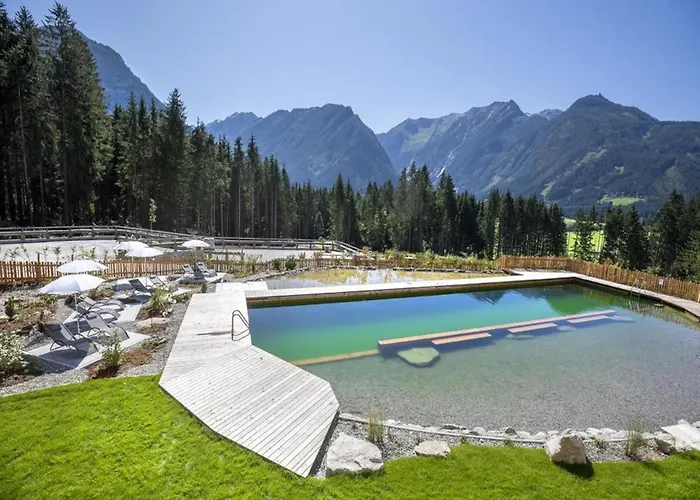 Near Krimml Waterfalls Шале