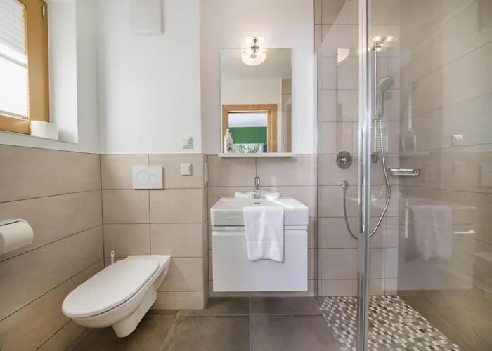 Near Krimml Waterfalls * Нойкирхен-ам-Гросфенедигер